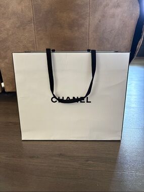 CHANEL White and Black Logo Tote Bag shopping authentic